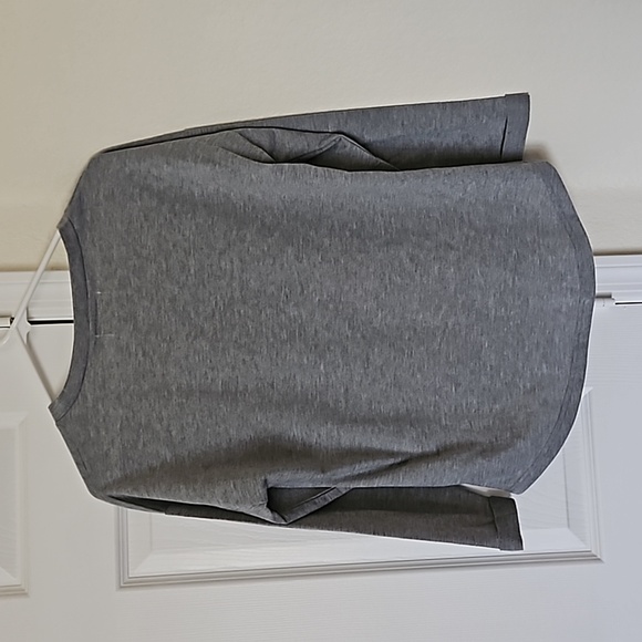 Love & Hope gray long sleeve shirt by Lovecrazy size small - Picture 2 of 6